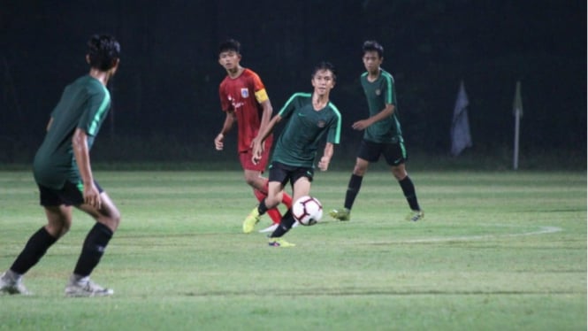 Suasana latihan tim nasional Indonesia U-16