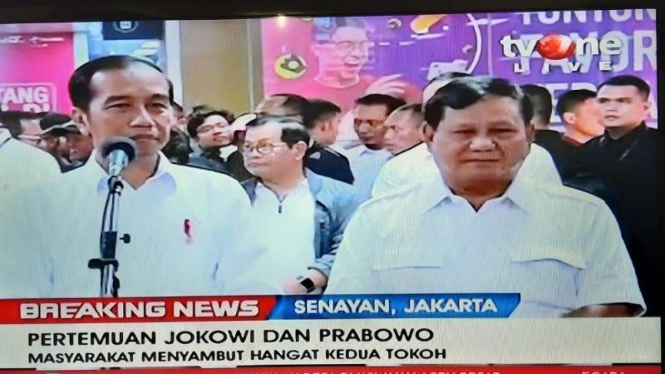 Pertemuan Jokowi dan Prabowo di MRT