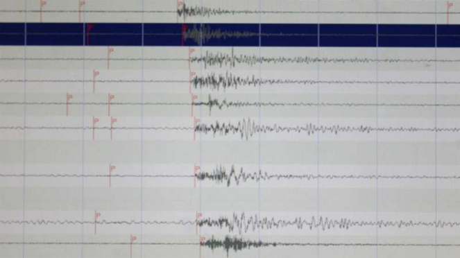 Catatan gempa Halmahera