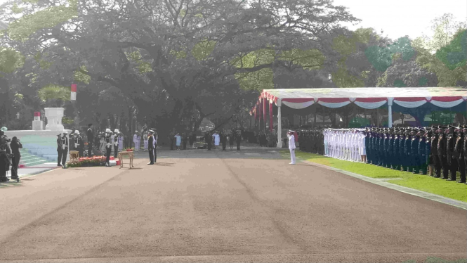 Presiden Joko Widodo, melantik 781 calon perwira TNI dan Polri tahun 2019