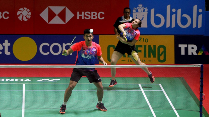 Praveen Jordan/Melati Daeva.