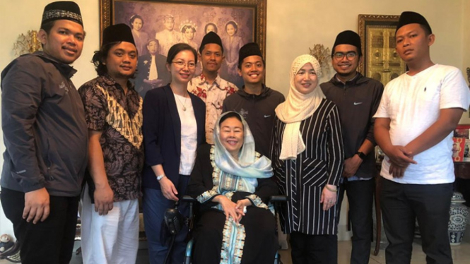 Ibu Sinta Nuriyah menerima kunjungan Asosiasi Muslim Guangdong dan PCINU Tiongkok (FOTO: Istimewa)