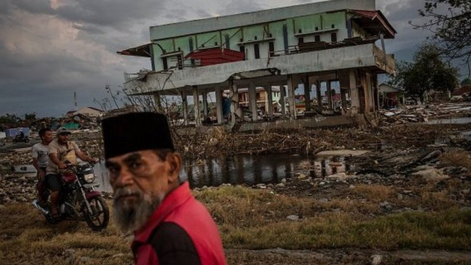 Puluhan ribu rumah rusak akibat gempa dan tsunami di Palu, Sulawesi Tengah - Ulet Ifansasti/ Getty Images