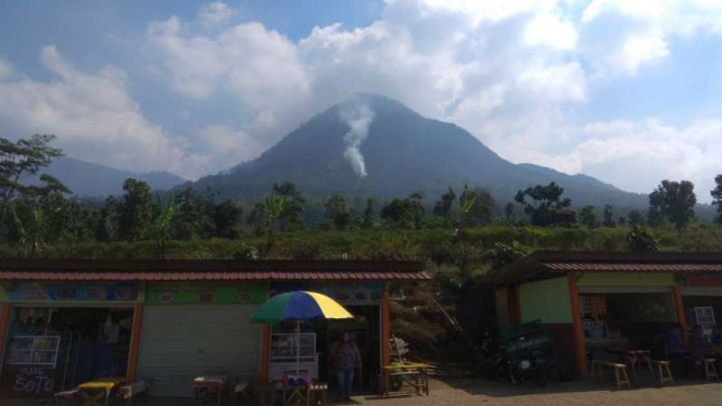 Kondisi terkini Gunung Panderman, Kota Batu, Jawa Timur.