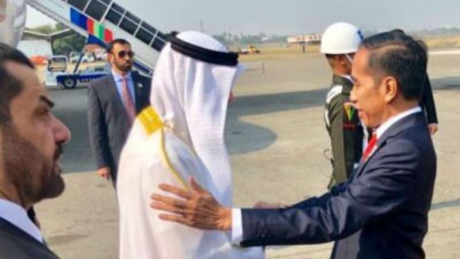 Presiden Joko Widodo menyambut Putra Mahkota Abu Dhabi, Sheikh Mohamed