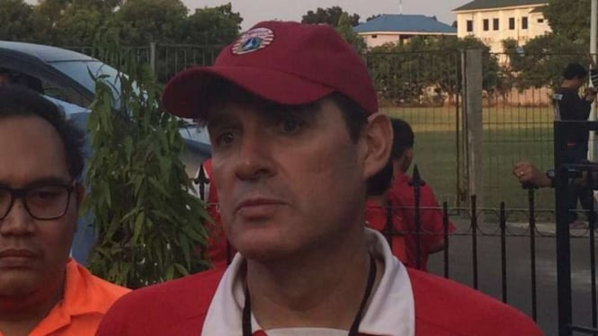 Pelatih Persija Jakarta, Julio Banuelos