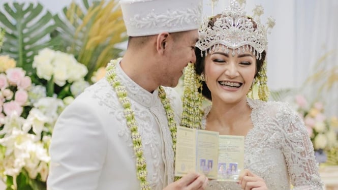 Siti Badriah menikah