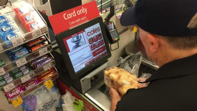 Sistem pembayaran tanpa petugas kasir menyebabkan kejahatan di supermarket meningkat.