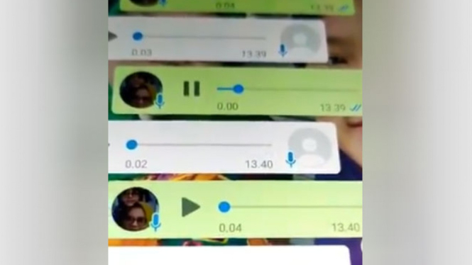 Pesan suara WhatsApp.