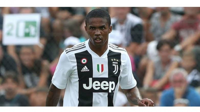 Douglas Costa jadi andalan Sarri di Juventus