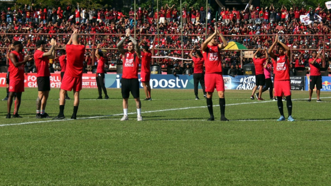 Para pemain PSM Makassar.