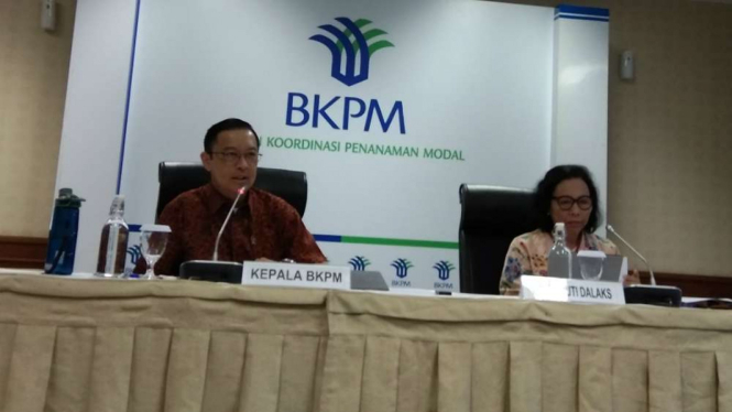 Kepala BKPM, Thomas Trikasih Lembong saat konpres realisasi investasi.