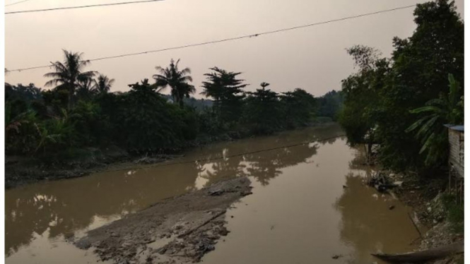 Sungai Sail, Pekanbaru, Riau Mulai Mengering (Foto:Bram Takana)