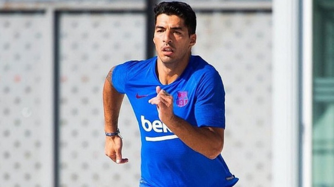 Striker Barcelona, Luis Suarez