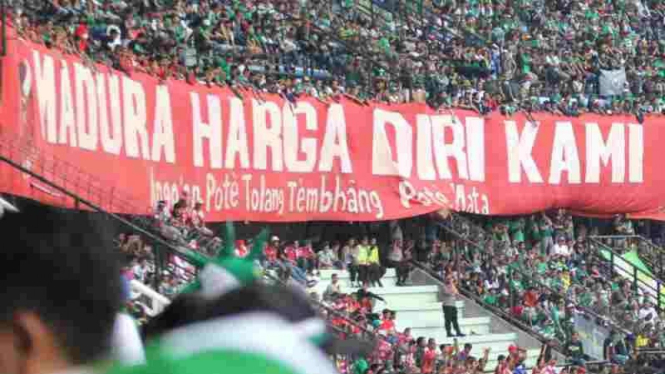 Suporter Madura United