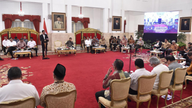 Sidang Kabinet Paripurna di Istana Negara