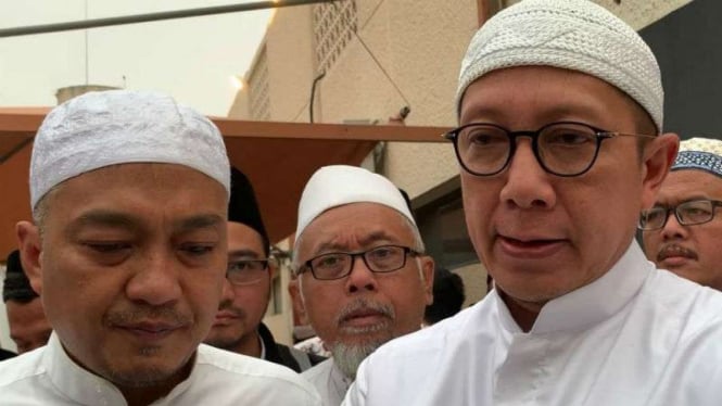 Menteri Agama Lukman Hakim Saifuddin sampaikan duka atas wafatnya KH Maimun Zubair.