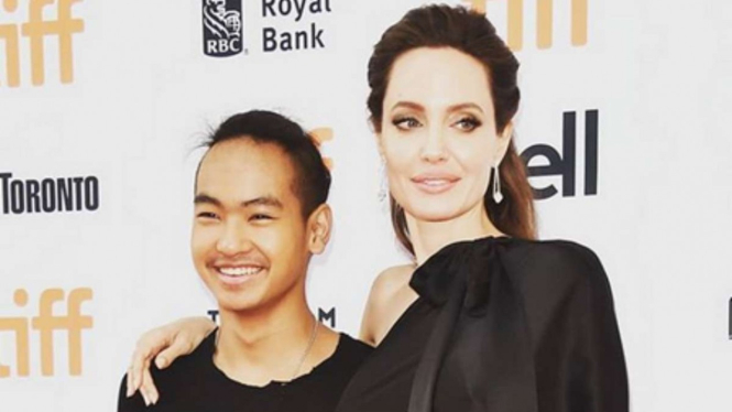 Maddox dan Angelina Jolie.
