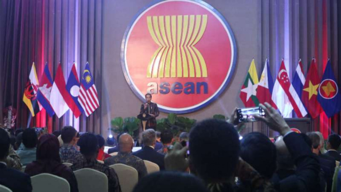 Presiden Jokowi resmikan gedung baru ASEAN.