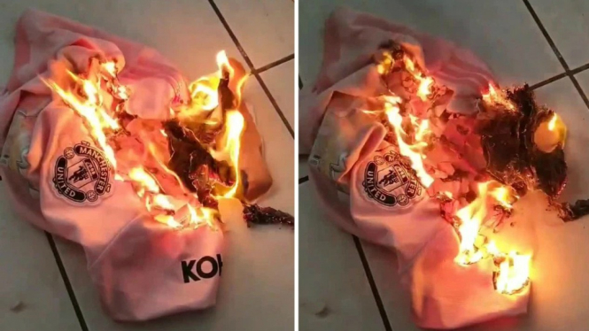 Jersey Manchester United dibakar oleh fansnya