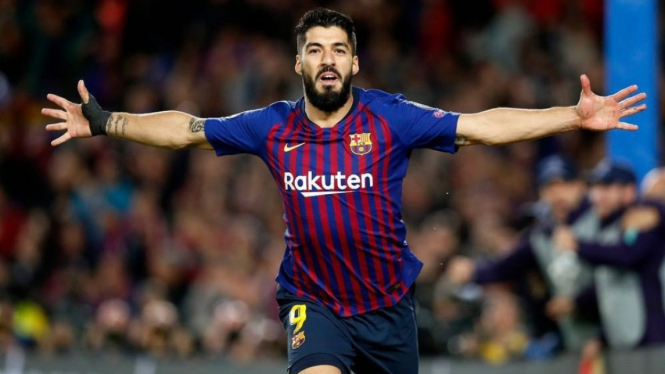 Striker Barcelona, Luis Suarez