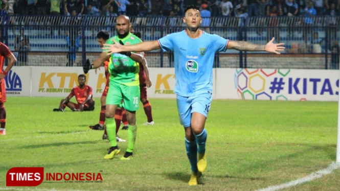 Alex dos Santos Goncalves, striker Persela Lamongan. (FOTO: MFA Rohmatillah/TIMES Indonesia)