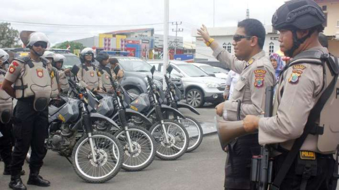 Kepolisian di Kota Sorong Papua Barat saat bersiap mengamankan aksi demonstrasi 