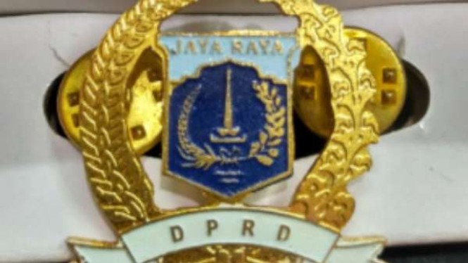 Pin DPRD DKI Jakarta