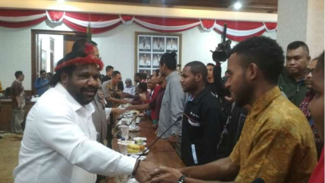 Staf Khusus Presiden bidang Papua, Lenis Kogoya
