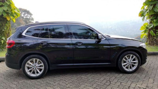 Cerita BMW X3 dan Terdampar di Pemandangan Indah
