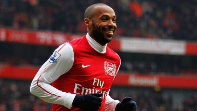 Thierry Henry saat masih membela Arsenal