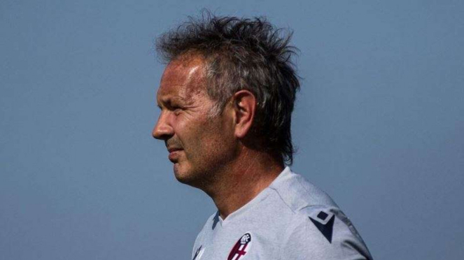 Pelatih Bologna, Sinisa Mihajlovic