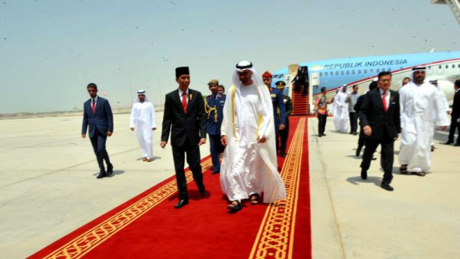 Presiden Jokowi dan Sheikh Mohammed bin Zayed Al Nahyan.