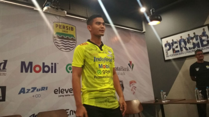 Kiper anyar Persib Bandung, Dhika Bhayangkara