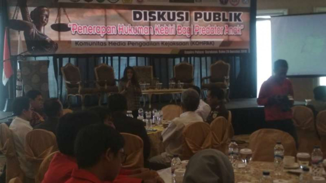 Diskusi publik penerapan hukuman kebiri kimia bagi predator anak di Surabaya, Jawa Timur, pada Rabu, 28 Agustus 2019.