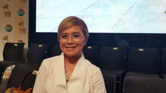 Alasan Ruth Sahanaya Betah Dengan Rambut Pendek