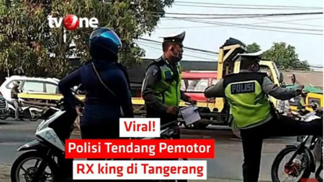 Viral, polisi tendang pengendara motor RX King di Tangerang.