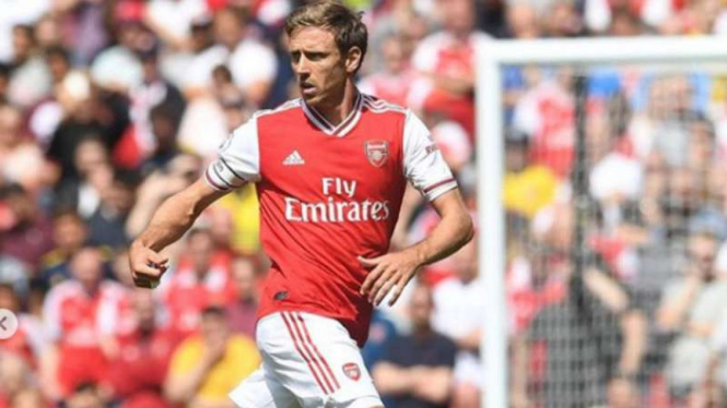 Bek Arsenal, Nacho Monreal.