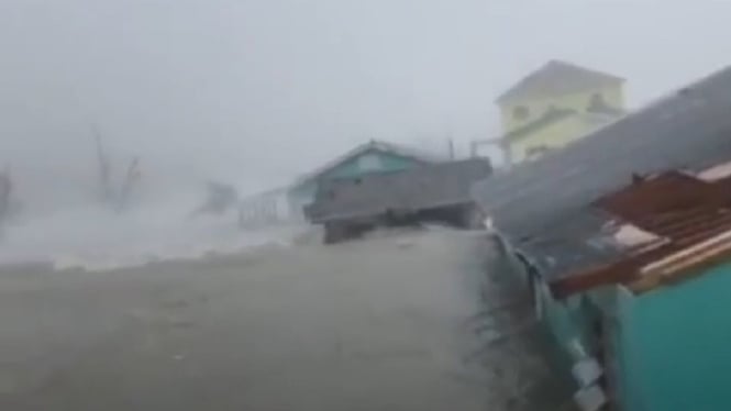 Badai Dorian terjang Pelabuhan Marsh Bahama