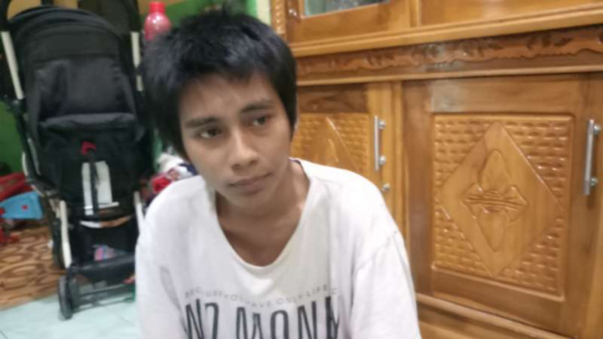 Febriansyah, adik salah satu korban kecelakaan maut di Tol Cipularang, Purwakarta, Jawa Barat.