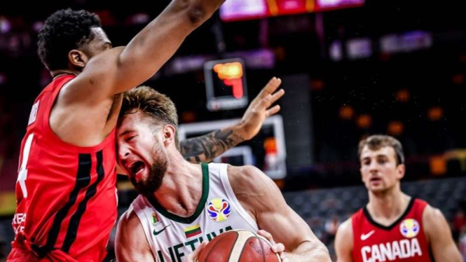 Pertandingan Piala Dunia Basket 2019 antara Lithuania melawan Kanada