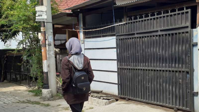 Rumah yang didatangi oknum polisi todongkan pistol, di Karawaci, Tangerang.