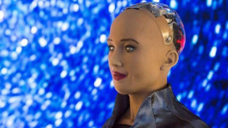 Robot Sophia Ngisi Seminar di Indonesia, Ngajak Diskusi Kaum Muda