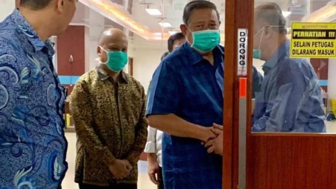 SBY jenguk Habibie di RSPAD Gatot Soebroto, Jakarta, Selasa, 10 September 2019.