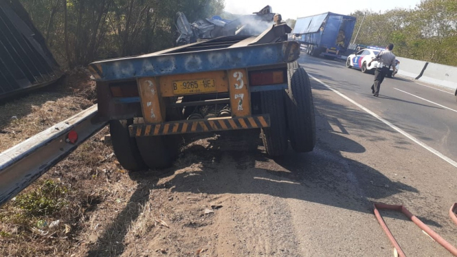 Kecelakaan beruntun di KM 92, Tol Cipularang