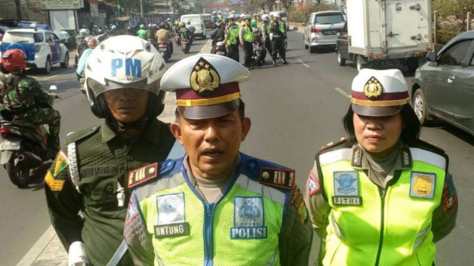  Wakil Kepala Satlantas Polresta Depok, Ajun Komisaris Polisi Untung.