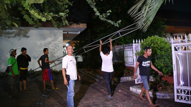 Persiapan di Rumah Duka BJ Habibie.