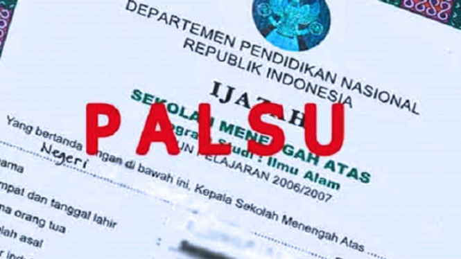 ilustrasi - ijazah palsu (FOTO: Istimewa)