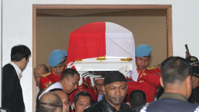 BJ Habibie Meninggal Dunia