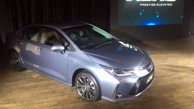 All New Toyota Corolla Altis Hybrid